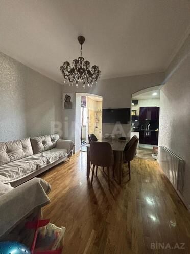 Сдаётся 3-комн. вторичка 65 м², м. Низами, photo 3 from 17