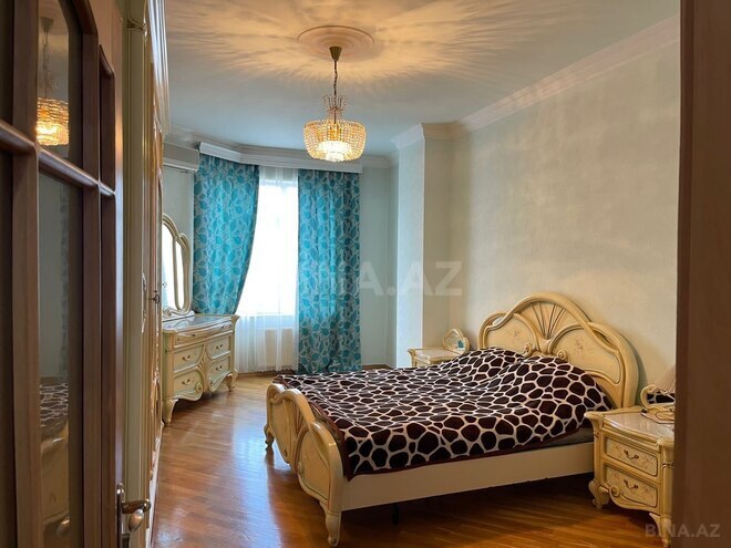 İcarəyə verilir 4 otaqlı yeni tikili 230 m², 28 May m., photo 9 from 15
