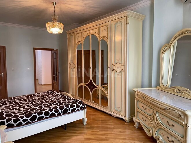 İcarəyə verilir 4 otaqlı yeni tikili 230 m², 28 May m., photo 10 from 15