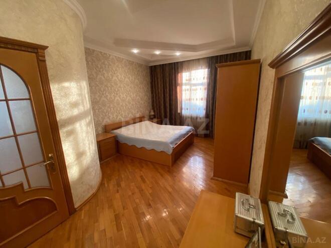 Satılır 8 otaqlı həyət evi/bağ evi 250 m², Yeni Ramana q., photo 8 from 26