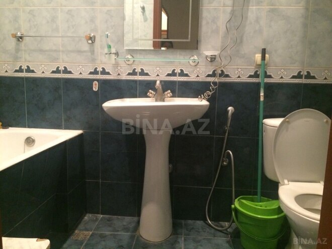 İcarəyə verilir 3 otaqlı köhnə tikili 60 m², Sahil m., photo 13 from 14