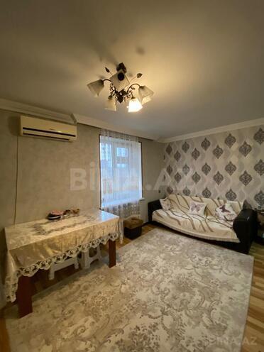 Satılır 2 otaqlı köhnə tikili 35 m², İnşaatçılar m., photo 4 from 8