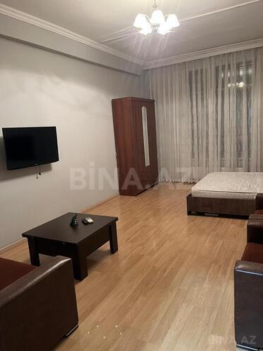 Сдаётся 1-комн. новостройка 62 м², м. Элмляр Академиясы, photo 4 from 16