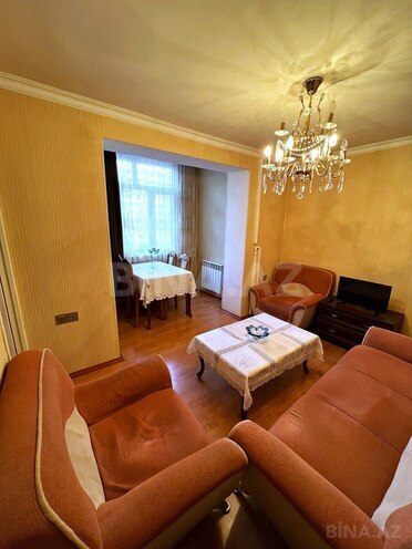 Продаётся 2-комн. вторичка 50 м², Насиминский  р., photo 4 from 13