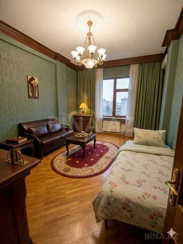 Продаётся 4-комн. новостройка 200 м², м. Гянджлик, photo 3 from 10