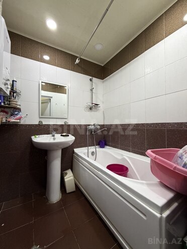 Продаётся 2-комн. вторичка 65 м², пос. Бакиханова, photo 15 from 17