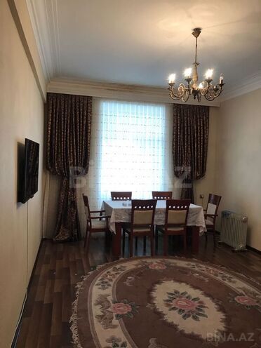 İcarəyə verilir 2 otaqlı köhnə tikili 70 m², 28 May m., photo 5 from 17