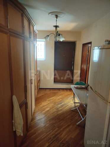 Продаётся 2-комн. вторичка 56 м², м. Элмляр Академиясы, photo 5 from 9