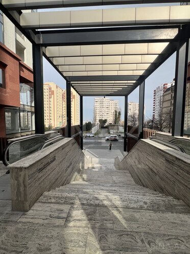 Продаётся 4-комн. новостройка 175 м², м. Элмляр Академиясы, photo 7 from 13