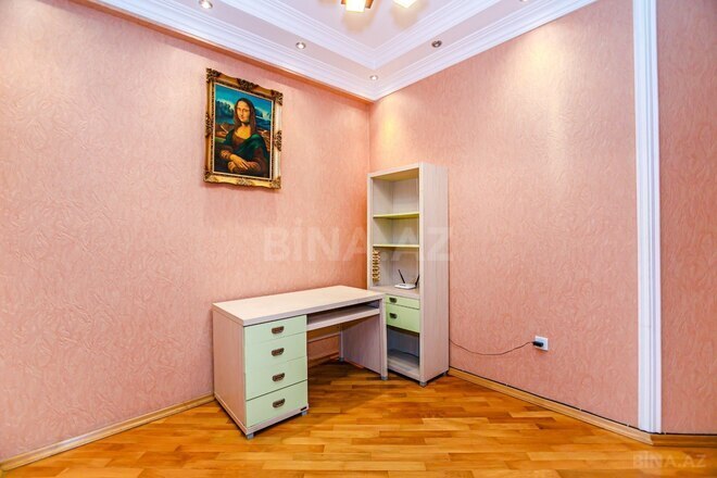 İcarəyə verilir 2 otaqlı yeni tikili 120 m², 28 May m., photo 24 from 30