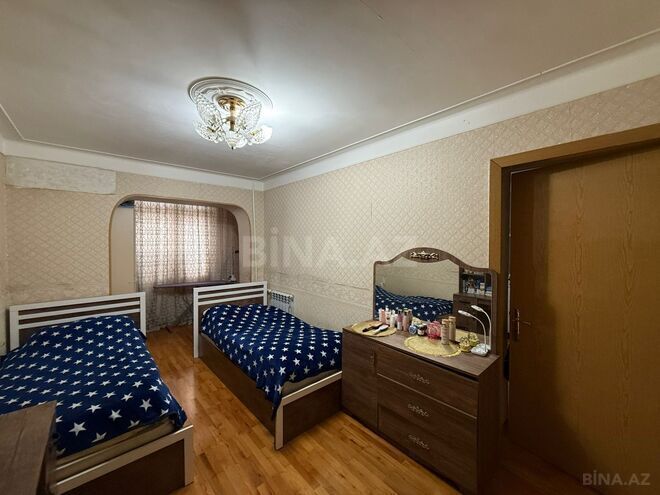 Продаётся 3-комн. вторичка 75 м², м. Нефтчиляр, photo 7 from 20