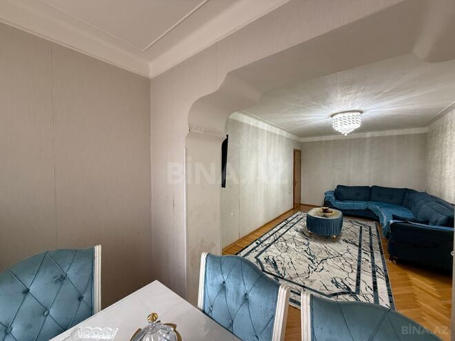 Продаётся 3-комн. вторичка 75 м², м. Нефтчиляр, photo 6 from 20