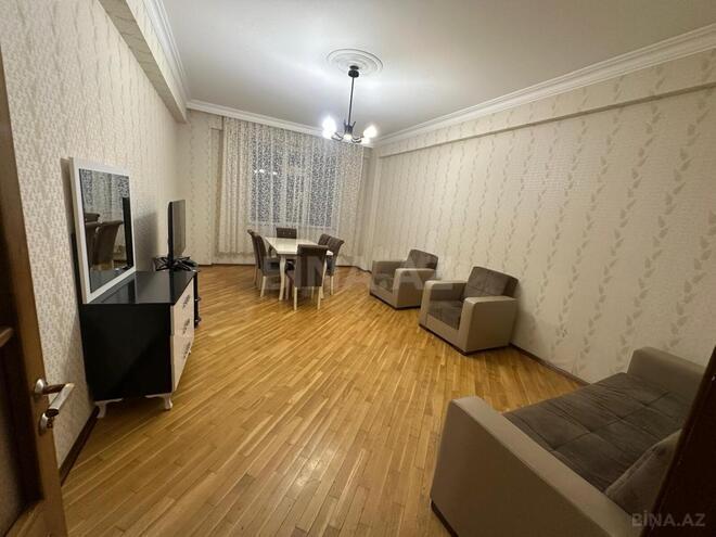 Сдаётся 3-комн. новостройка 120 м², м. Иншаатчылар, photo 6 from 14