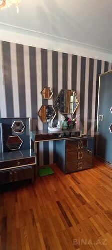 Satılır 4 otaqlı köhnə tikili 100 m², Bakıxanov q., photo 7 from 26