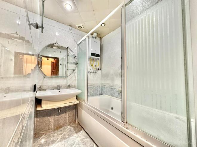 Продаётся 4-комн. вторичка 105 м², м. Элмляр Академиясы, photo 7 from 15