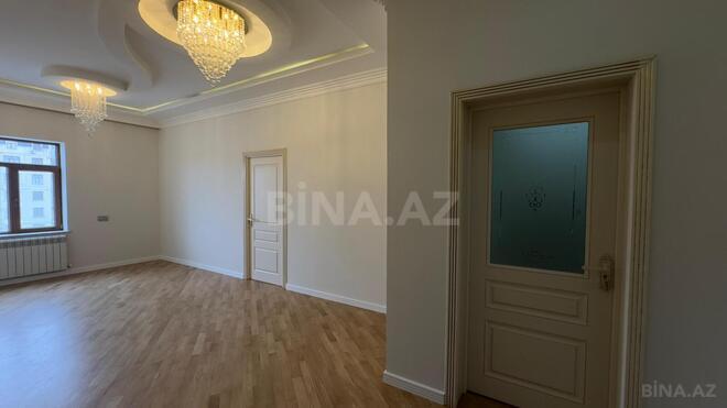 Продаётся 3-комн. новостройка 74 м², Абшеронcкий  р., photo 9 from 13