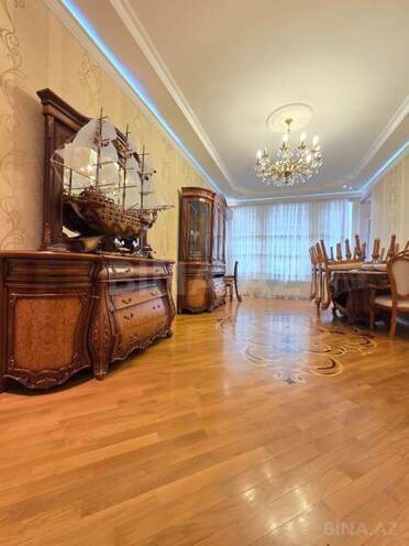 Продаётся 3-комн. новостройка 125 м², Ясамальский р., photo 1 from 22