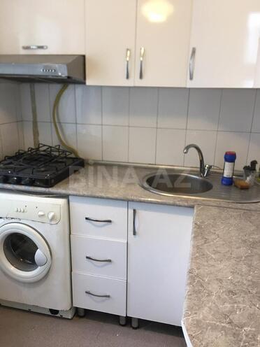 Satılır 1 otaqlı köhnə tikili 33 m², Elmlər Akademiyası m., photo 5 from 8