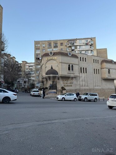 Satılır 1 otaqlı köhnə tikili 40 m², İnşaatçılar m., photo 1 from 19