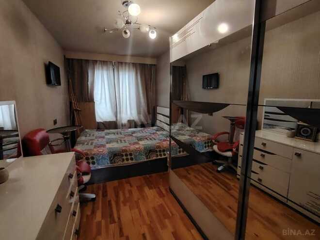 Продаётся 3-комн. вторичка 75 м², м. Иншаатчылар, photo 7 from 13