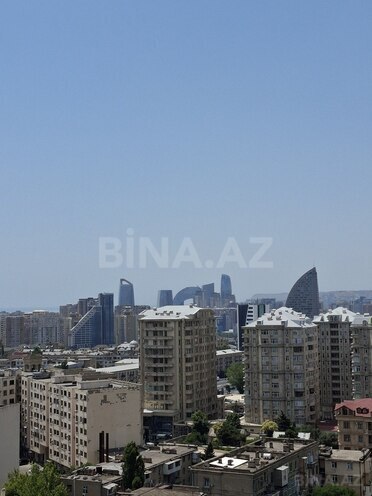 Сдаётся 3-комн. новостройка 130 м², м. Нариман Нариманов, photo 1 from 26