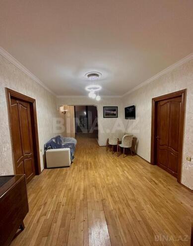 Satılır 3 otaqlı köhnə tikili 75 m², Gənclik m., photo 3 from 16