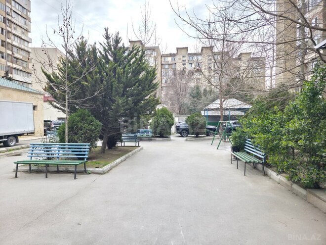 Продаётся 2-комн. вторичка 53 м², м. Элмляр Академиясы, photo 17 from 22