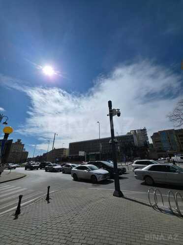 Продаётся 3-комн. вторичка 100 м², м. Низами, photo 9 from 21