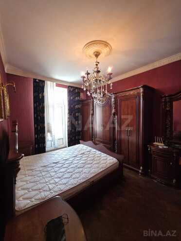 Продаётся 3-комн. вторичка 100 м², м. Низами, photo 12 from 21