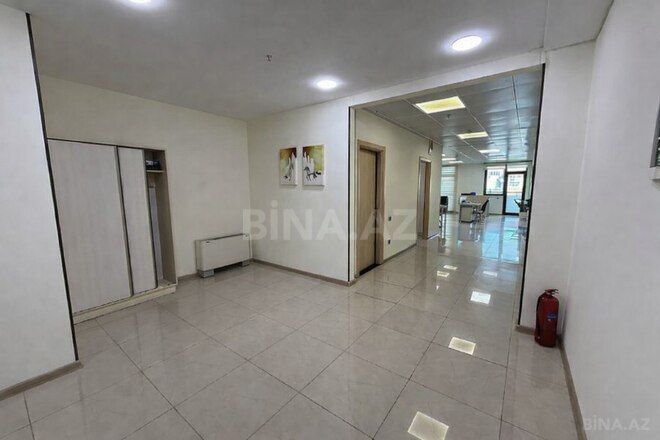 İcarəyə verilir 5 otaqlı ofis 200 m², 28 May m., photo 3 from 21