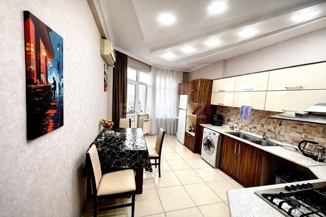 Satılır 3 otaqlı yeni tikili 145 m², Gənclik m., photo 8 from 12