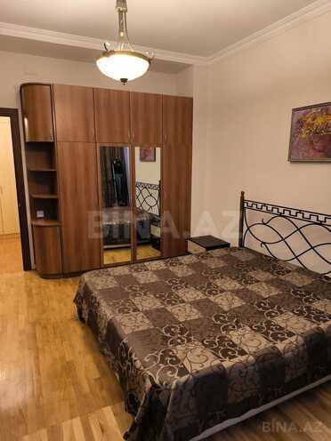 Сдаётся 3-комн. новостройка 110 м², м. Низами, photo 11 from 20