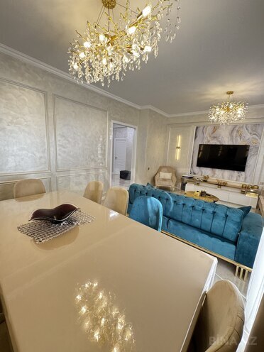 Продаётся 4-комн. новостройка 111 м², м. Элмляр Академиясы, photo 3 from 28