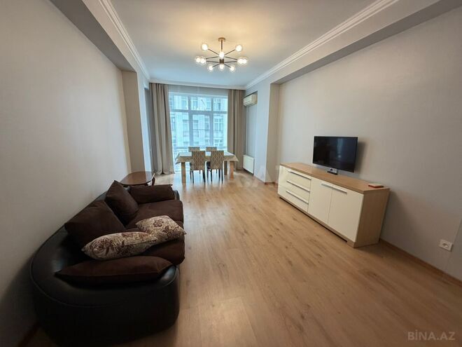 Сдаётся 3-комн. новостройка 100 м², м. Нариман Нариманов, photo 1 from 26