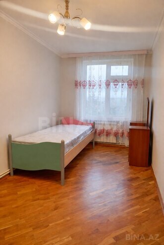 Сдаётся 3-комн. вторичка 75 м², м. Нефтчиляр, photo 18 from 20