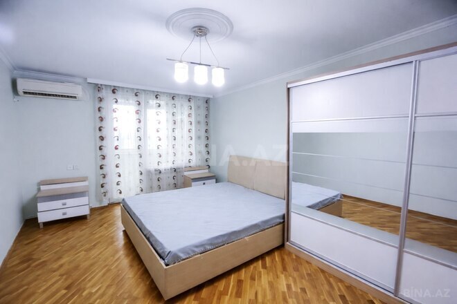 Сдаётся 3-комн. вторичка 75 м², м. Нефтчиляр, photo 9 from 20