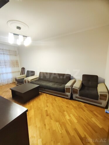 Сдаётся 3-комн. вторичка 75 м², м. Нефтчиляр, photo 13 from 20