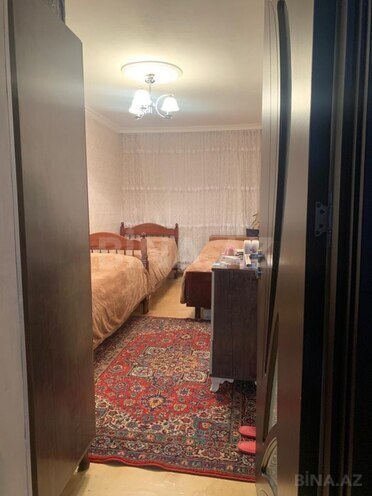 Satılır 2 otaqlı köhnə tikili 50 m², Sahil q., photo 3 from 10