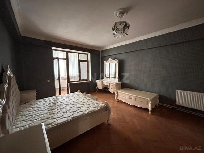 Продаётся 5-комн. вторичка 200 м², м. Ичеришехер, photo 17 from 27