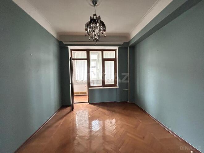 Продаётся 5-комн. вторичка 200 м², м. Ичеришехер, photo 13 from 27