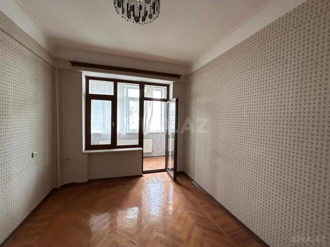 Продаётся 5-комн. вторичка 200 м², м. Ичеришехер, photo 19 from 27