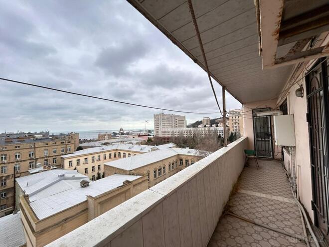 Продаётся 5-комн. вторичка 200 м², м. Ичеришехер, photo 18 from 27