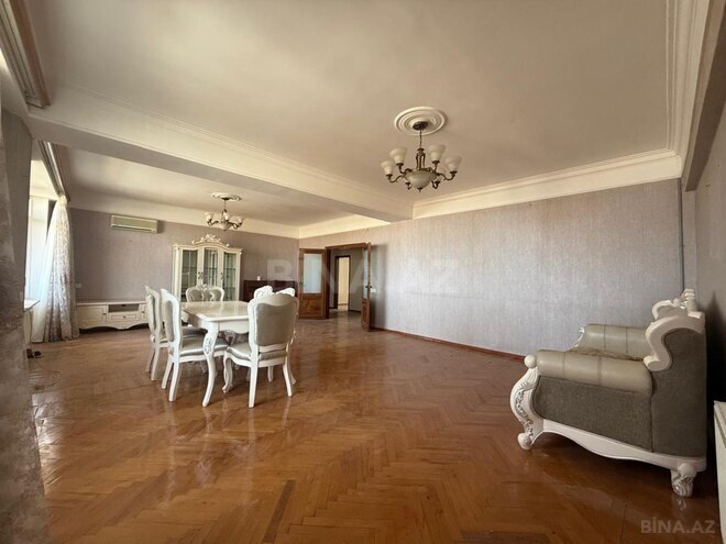 Продаётся 5-комн. вторичка 200 м², м. Ичеришехер, photo 21 from 27