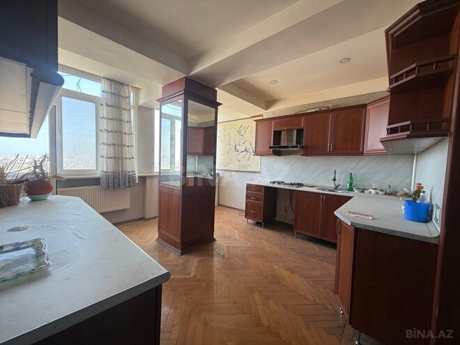 Продаётся 5-комн. вторичка 200 м², м. Ичеришехер, photo 23 from 27