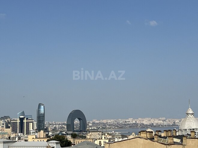 Продаётся 5-комн. вторичка 200 м², м. Ичеришехер, photo 3 from 27