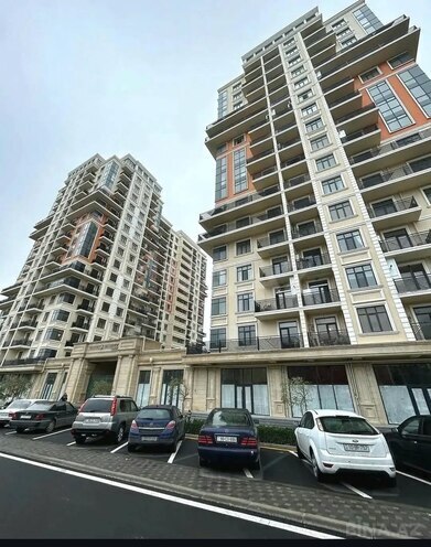Продаётся 1-комн. новостройка 63 м², Хатаинский р., photo 1 from 12