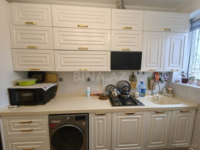 Satılır 2 otaqlı köhnə tikili 65 m², 28 May m., photo 19 from 22