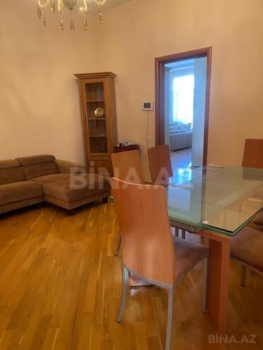 Сдаётся 4-комн. вторичка 130 м², м. Ичеришехер, photo 6 from 12