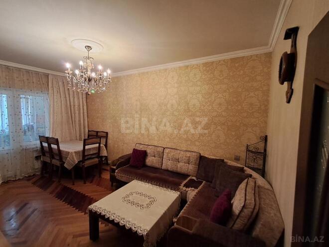 Satılır 3 otaqlı köhnə tikili 75 m², İnşaatçılar m., photo 3 from 14
