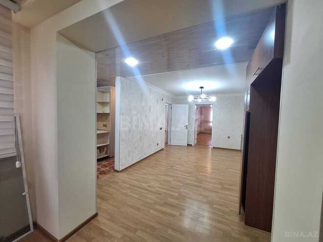Продаётся 3-комн. вторичка 70 м², м. Элмляр Академиясы, photo 3 from 28